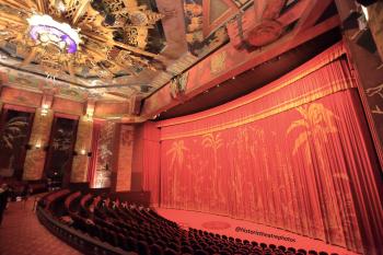 TCL Chinese Theatre, Hollywood, Los Angeles: Hollywood: Auditorium from cross-aisle House Right