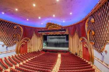 Fox Theater Bakersfield, California (outside Los Angeles and San Francisco): Balcony Right