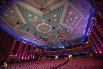 Regency’s Village Theatre, Westwood, Los Angeles: Greater Metropolitan Area: Auditorium from Screen