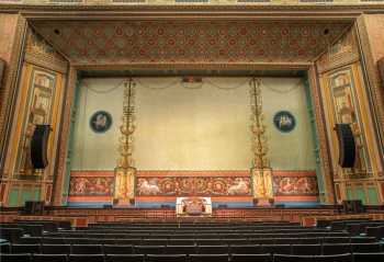 Pasadena Civic Auditorium, Los Angeles: Greater Metropolitan Area: Orchestra with Fire Curtain