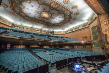 Pasadena Civic Auditorium, Los Angeles: Greater Metropolitan Area: Auditorium from Stage Left