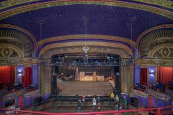 Riviera Theatre, Chicago, Chicago: Stage from Balcony