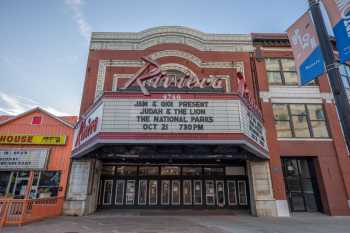 Riviera Theatre, Chicago, Chicago: Façade