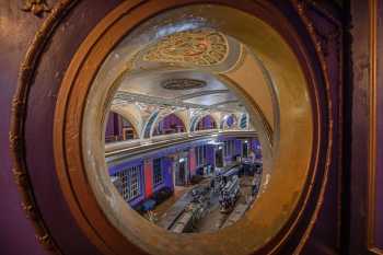 Riviera Theatre, Chicago, Chicago: Mezzanine Lobby level