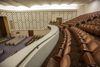 Pasadena Scottish Rite, Los Angeles: Greater Metropolitan Area: Auditorium from Balcony Left