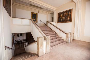 Pasadena Scottish Rite, Los Angeles: Greater Metropolitan Area: Grand Staircase from North