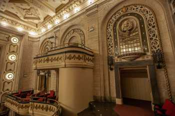 Studebaker Theater, Chicago, Chicago: Mezzanine House Right