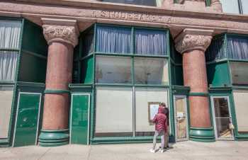 Studebaker Theater, Chicago, Chicago: Central Entrance, now a store