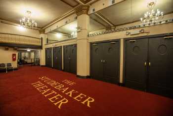 Studebaker Theater, Chicago, Chicago: Theatre Entrance Lobby
