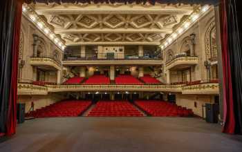 Studebaker Theater, Chicago, Chicago: Auditorium from rear of Stage