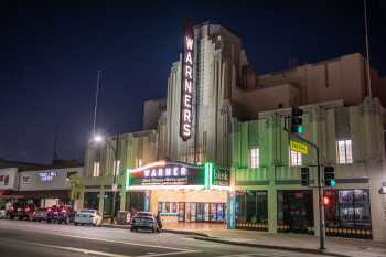 Warner Theatre, Huntington Park, Los Angeles: Greater Metropolitan Area: Exterior at Night