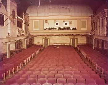 Auditorium rear, courtesy Cinema Treasures user AvonDescendant3 (JPG)