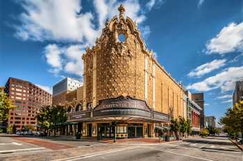 Exterior in 2012, courtesy <i>Bill Dickinson</i> on <i>Flickr</i> (JPG)