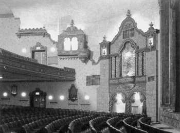 The theatre at its reopening as an Atmospheric in early 1931