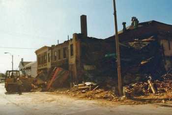 Demolition in 1987, courtesy <i>Bud Taubert</i> (JPG)