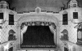 Auditorium in 1930, courtesy <i>Graeme McBain</i>