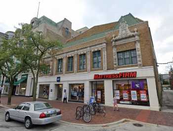 Varsity Theatre: Exterior, courtesy <i>Google Street View (2019)</i>