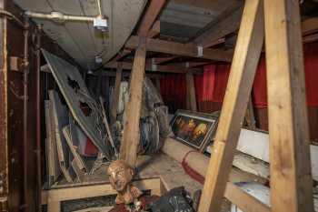 Adelina Patti Theatre, Craig-y-Nos, United Kingdom: outside London: Orchestra Pit, from center stage looking to House left