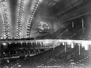 Early 1890s photo showing the Lower and Upper galleries closed-off from the main auditorium, from the <i>Ryerson and Burnham Archive</i> held by the Art Institute of Chicago (JPG)