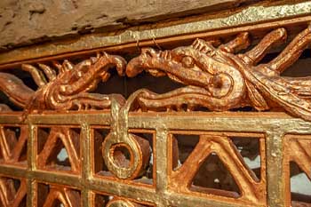 Representations of the sacred serpent Quetzalcoatl adorn the theatre’s organ grilles