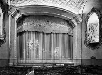 Auditorium interior in 1924, courtesy <i>San Diego Historical Society</i> (JPG)
