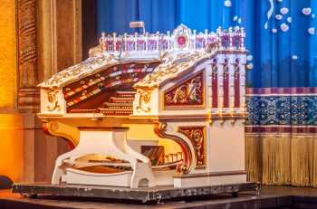 Balboa Theatre, San Diego: Organ Console from right