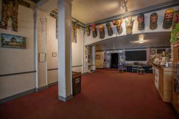 Barrymore Theatre, American Midwest (outside Chicago): Main Lobby