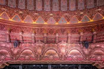 The Belasco, Los Angeles: Plasterwork detail above Proscenium