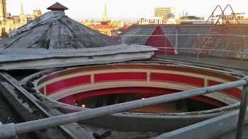 The sliding roof dome in the open position, courtesy of Peter Tovey at the Bristol Hippodrome (JPG)