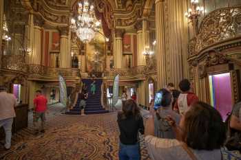 Broadway Historic Theatre District, Los Angeles, Los Angeles: Downtown: Los Angeles Theatre Lobby