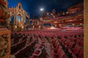Akron Civic Theatre, American Midwest (outside Chicago): Auditorium from Orchestra Left Side