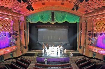 El Capitan Theatre, Hollywood: Stage from Balcony with Organ