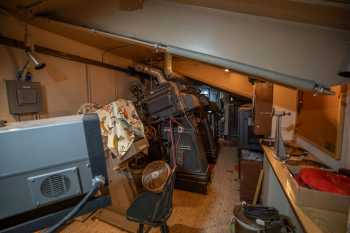 Embassy Theatre, Fort Wayne, American Midwest (outside Chicago): Projection Booth from House Left side