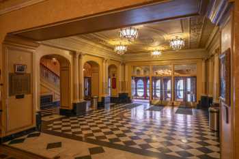 Embassy Theatre, Fort Wayne, American Midwest (outside Chicago): Entrance Lobby