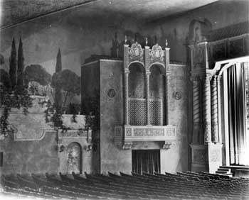 Circa 1937 view of the Auditorium at House Left, from the Security Pacific National Bank Collection held by the Los Angeles Public Library (JPG)
