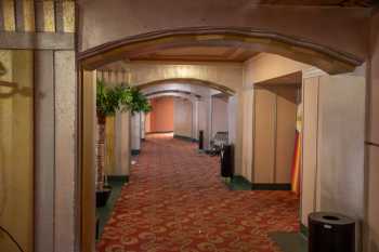 Fox Theater Pomona, Los Angeles: Greater Metropolitan Area: Lobby at Mezzanine level