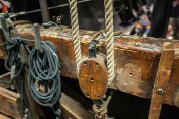 Her Majesty’s Theatre: Pulley on Cleat Rail for Drum and Shaft in Grid