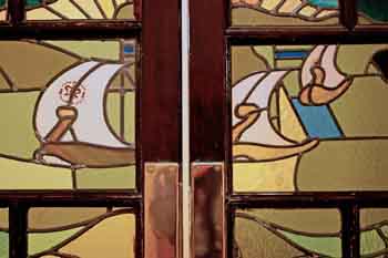 Closeup of Edwardian Stained Glass, copyright Capital Theatres (JPG)