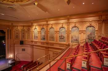 Liberty Theatre, Astoria, Pacific Northwest: Balcony Right Side Wall