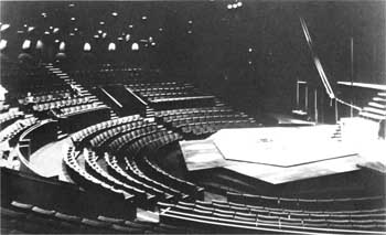 Interior of the <i>Mark Taper Forum</i> in 1967 (JPG)