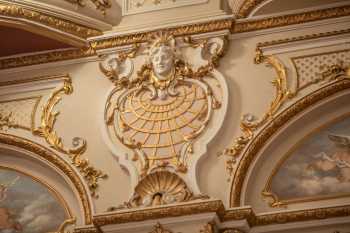 Lyceum Theatre, Sheffield: Decoration between Boxes