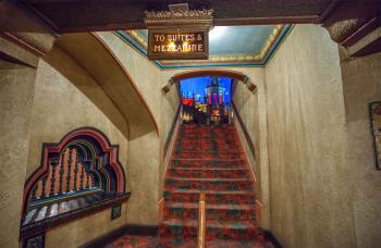 Majestic Theatre, San Antonio: Steps to Mezzanine