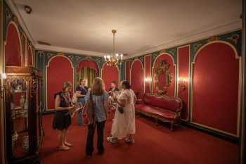 Midland Theatre, Kansas City, American Midwest (outside Chicago): Ladies Lounge