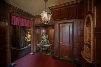 Midland Theatre, Kansas City, American Midwest (outside Chicago): Men’s Lounge