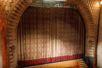 Million Dollar Theatre, Los Angeles, Los Angeles: Downtown: House Curtain