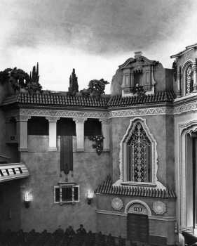 Auditorium detail in 1930, from the <i>Royal Institute of British Architects Collections</i> (JPG)
