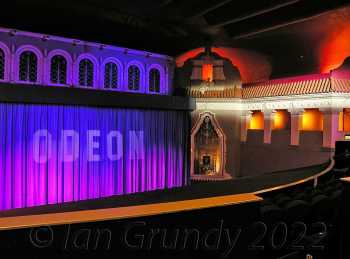 Auditorium in 2005, courtesy <i>Ian Grundy</i> (JPG)