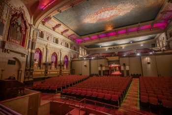 Oriental Theatre, Milwaukee, American Midwest (outside Chicago): Auditorium from Stage Right