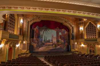 Orpheum Theatre, Wichita, American Midwest (outside Chicago): Stage from Orchestra Rear Left