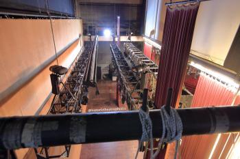 Palace Theatre, Los Angeles: Stage from Pin Rail